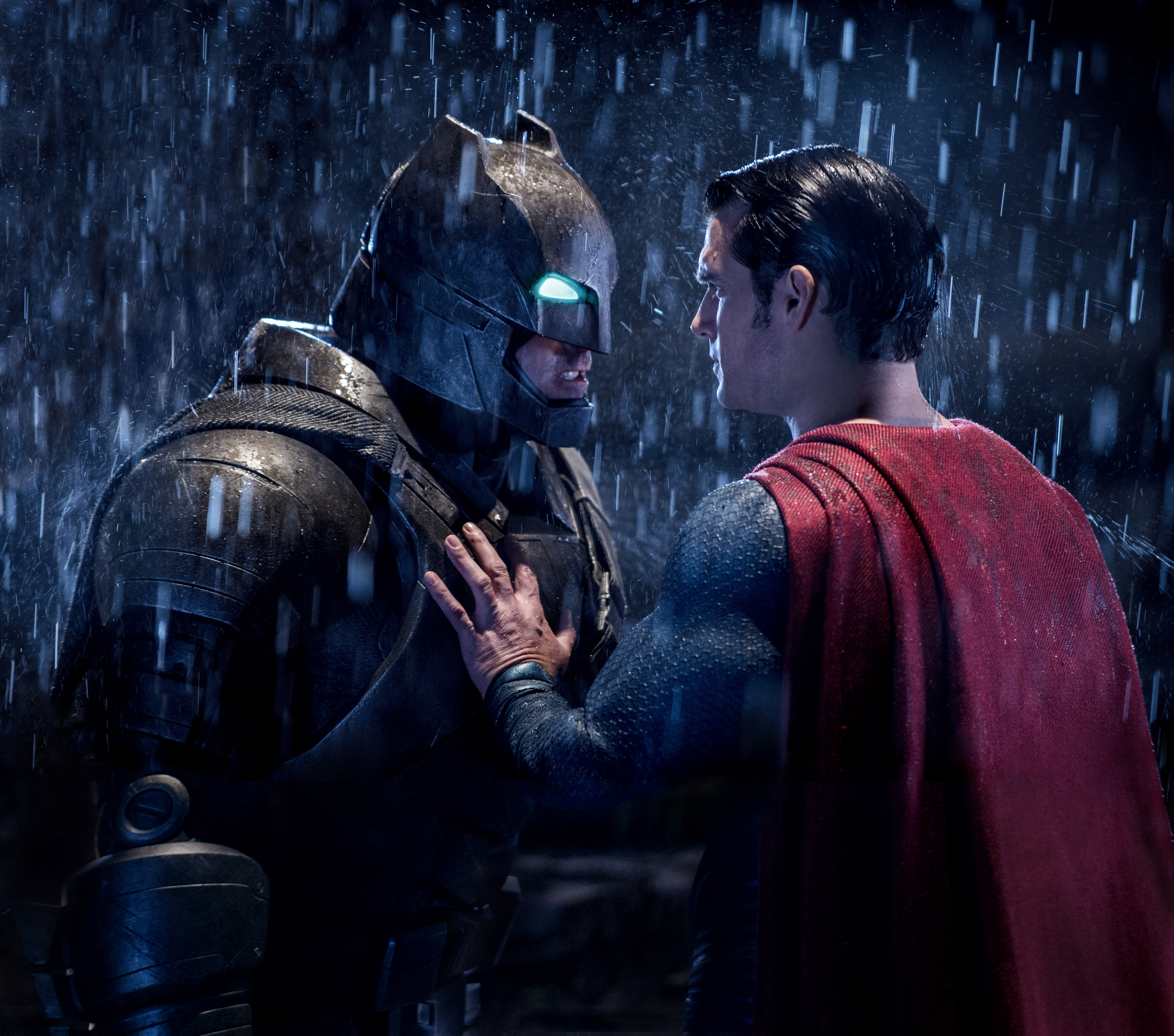 Batman v Superman' IMAX footage leaks online in HD | Batman News